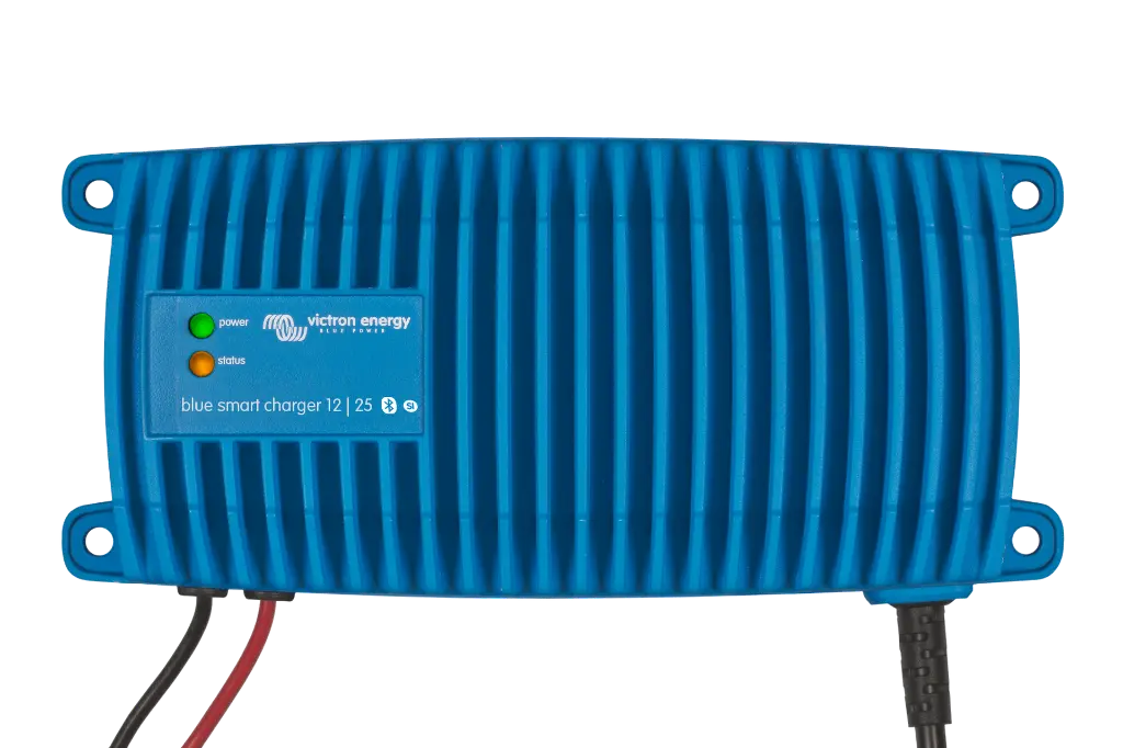 Blue-Smart-IP67-Charger-12-25_top.webp